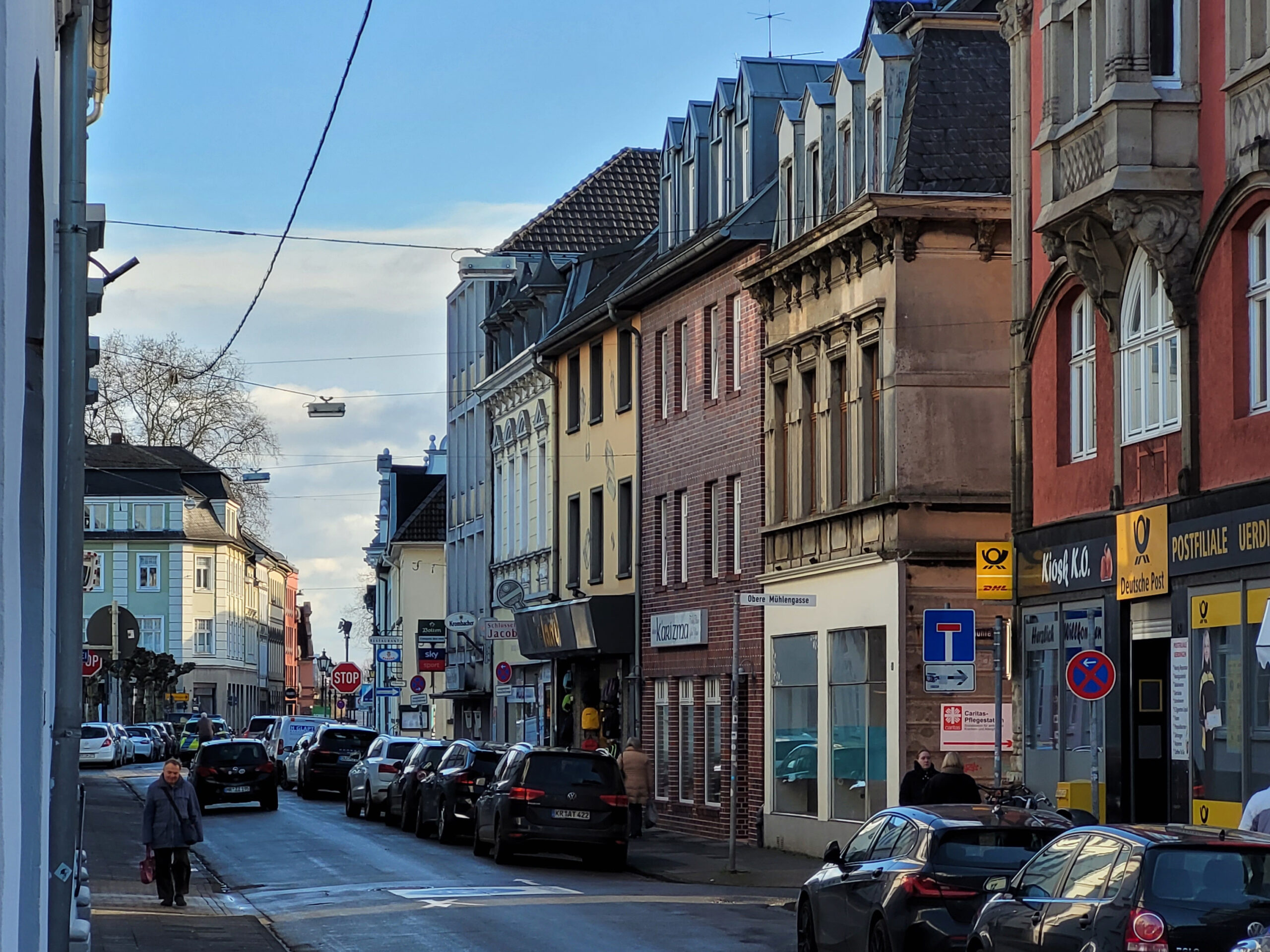 Blick in die Alte Krefelder Straße